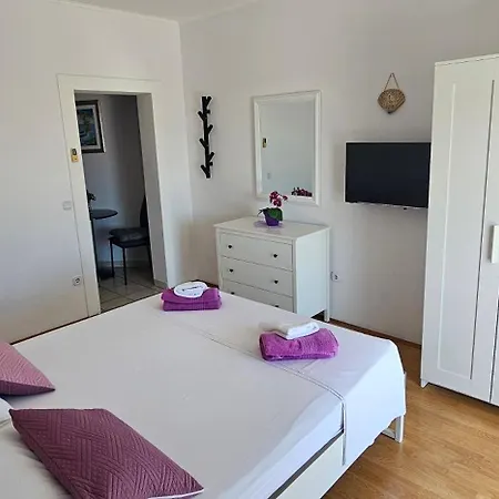 Pavla Apartment