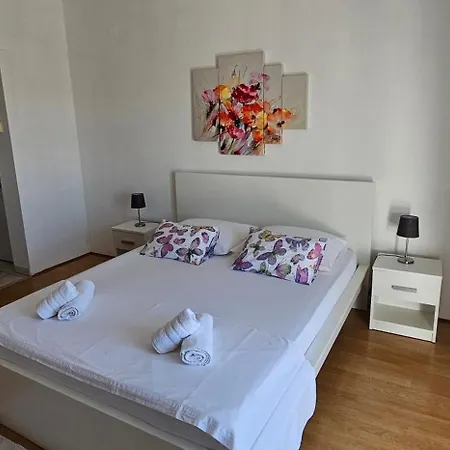 Pavla Apartment